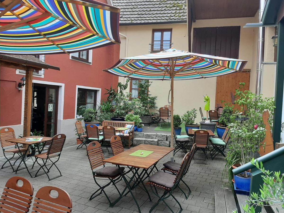 Hotel Ehinger Rose Ехинген Екстериор снимка