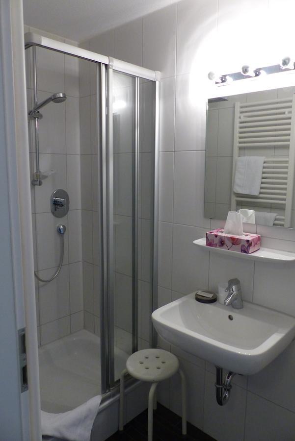 Hotel Ehinger Rose Ехинген Екстериор снимка